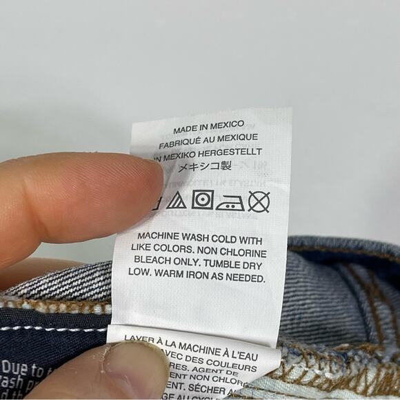 J.Crew Denim Distressed Jean Shorts. Size 25. In excellent condition! - Picture 4 of 5